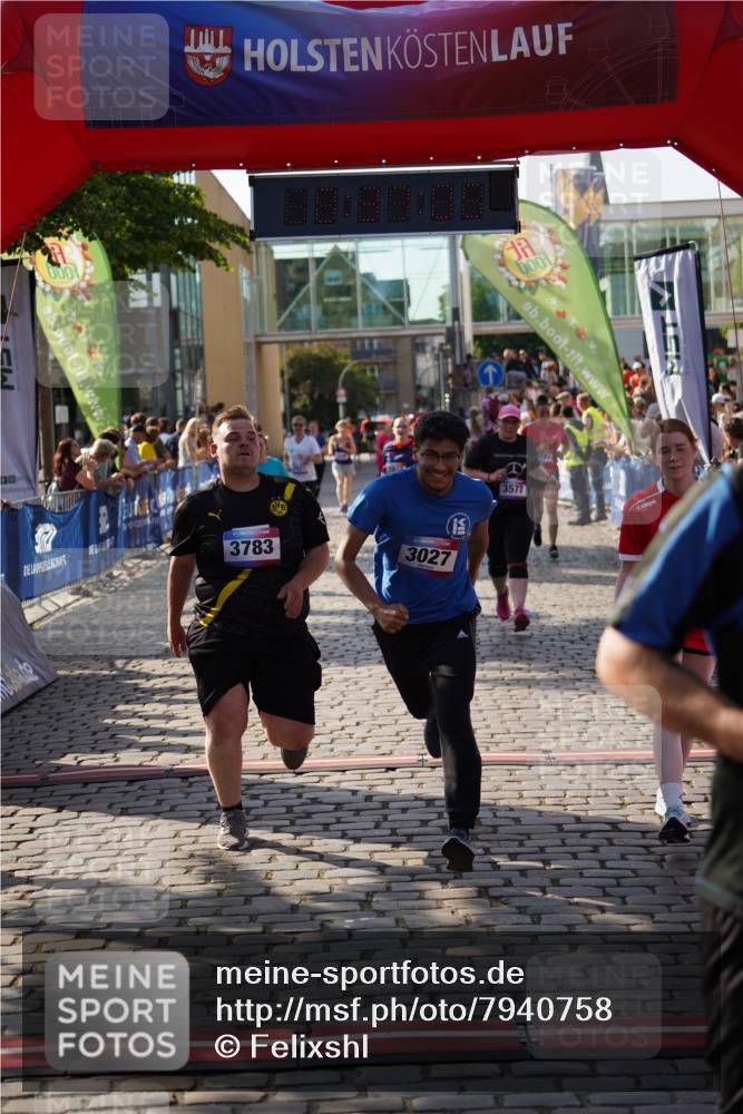 13.06.2025 - Holstenköstenlauf Felixshl http://msf.ph/oto/7940758 13.06.2025 18:07:06 Laufen 2250, 2621, 2704, 3027, 3236, 3293, 3577, 3783, 3812, 3827 meine-sportfotos.de