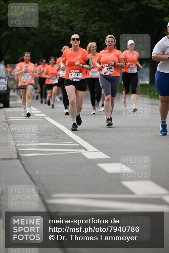 15.06.2025 - REWE Women's Run Dr. Thomas Lammeyer http://msf.ph/oto/7940786 15.06.2025 09:21:03 Laufen 10519, 106, 74, 10148 meine-sportfotos.de