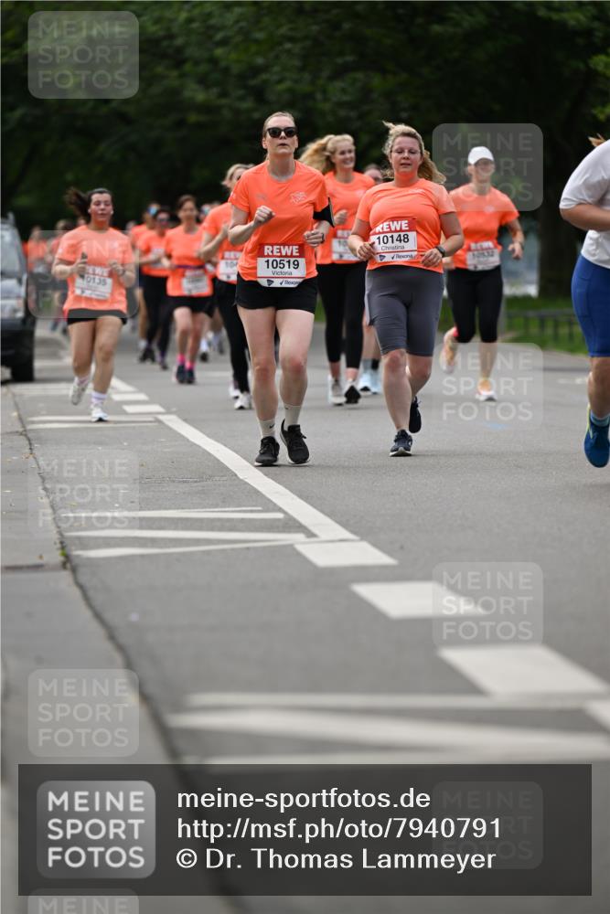 15.06.2025 - REWE Women's Run Dr. Thomas Lammeyer http://msf.ph/oto/7940791 15.06.2025 09:21:03 Laufen 10519, 10148 meine-sportfotos.de