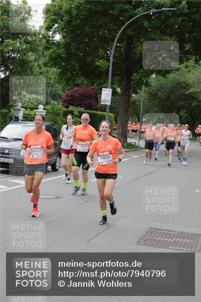15.06.2025 - REWE Women's Run Jannik Wohlers http://msf.ph/oto/7940796 15.06.2025 08:28:04 Laufen 1043, 10837, 10342, 10096 meine-sportfotos.de