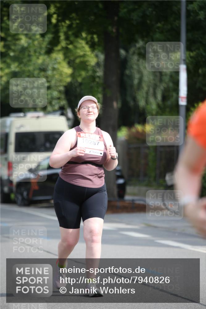 15.06.2025 - REWE Women's Run Jannik Wohlers http://msf.ph/oto/7940826 15.06.2025 09:58:30 Laufen 10287 meine-sportfotos.de