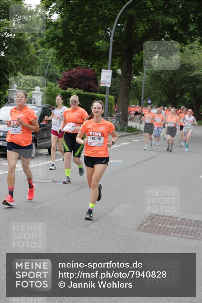 15.06.2025 - REWE Women's Run Jannik Wohlers http://msf.ph/oto/7940828 15.06.2025 08:28:05 Laufen 104, 10837, 10721, 10342, 10096 meine-sportfotos.de