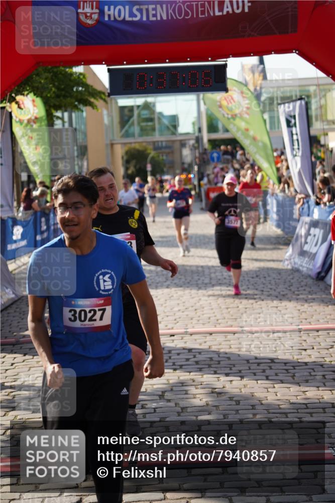 13.06.2025 - Holstenköstenlauf Felixshl http://msf.ph/oto/7940857 13.06.2025 18:07:07 Laufen 2250, 2621, 2704, 3027, 3236, 3293, 3577, 3783, 3812, 3827 meine-sportfotos.de