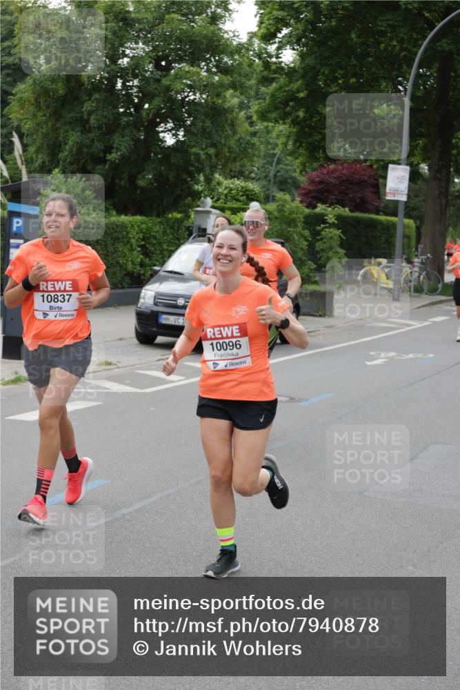 15.06.2025 - REWE Women's Run Jannik Wohlers http://msf.ph/oto/7940878 15.06.2025 08:28:06 Laufen 10837, 10, 10096 meine-sportfotos.de