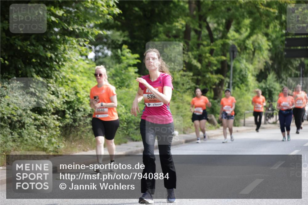 15.06.2025 - REWE Women's Run Jannik Wohlers http://msf.ph/oto/7940884 15.06.2025 10:15:16 Laufen 5546, 539 meine-sportfotos.de