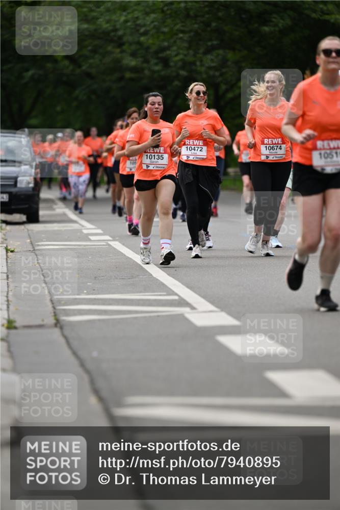 15.06.2025 - REWE Women's Run Dr. Thomas Lammeyer http://msf.ph/oto/7940895 15.06.2025 09:21:06 Laufen 10472, 10135, 10674 meine-sportfotos.de