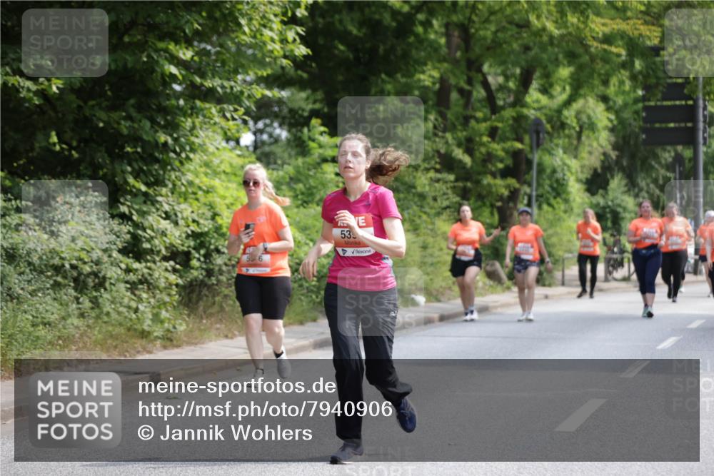 15.06.2025 - REWE Women's Run Jannik Wohlers http://msf.ph/oto/7940906 15.06.2025 10:15:16 Laufen 53 meine-sportfotos.de