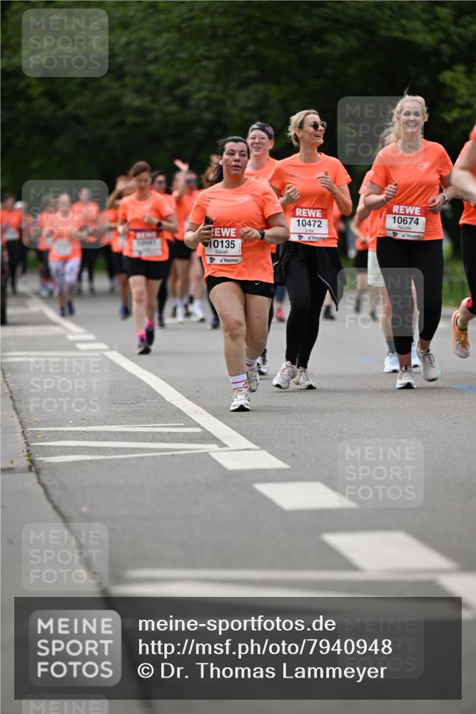 15.06.2025 - REWE Women's Run Dr. Thomas Lammeyer http://msf.ph/oto/7940948 15.06.2025 09:21:07 Laufen 10135, 10674, 10472 meine-sportfotos.de