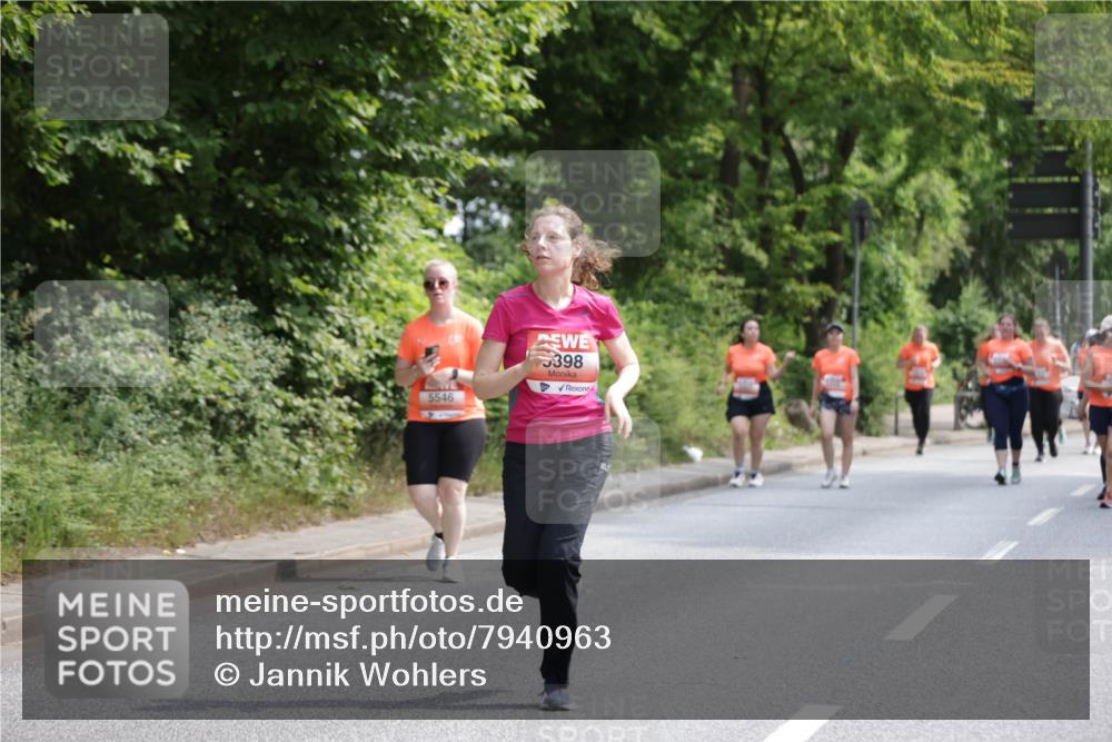 15.06.2025 - REWE Women's Run Jannik Wohlers http://msf.ph/oto/7940963 15.06.2025 10:15:17 Laufen 5546, 398 meine-sportfotos.de