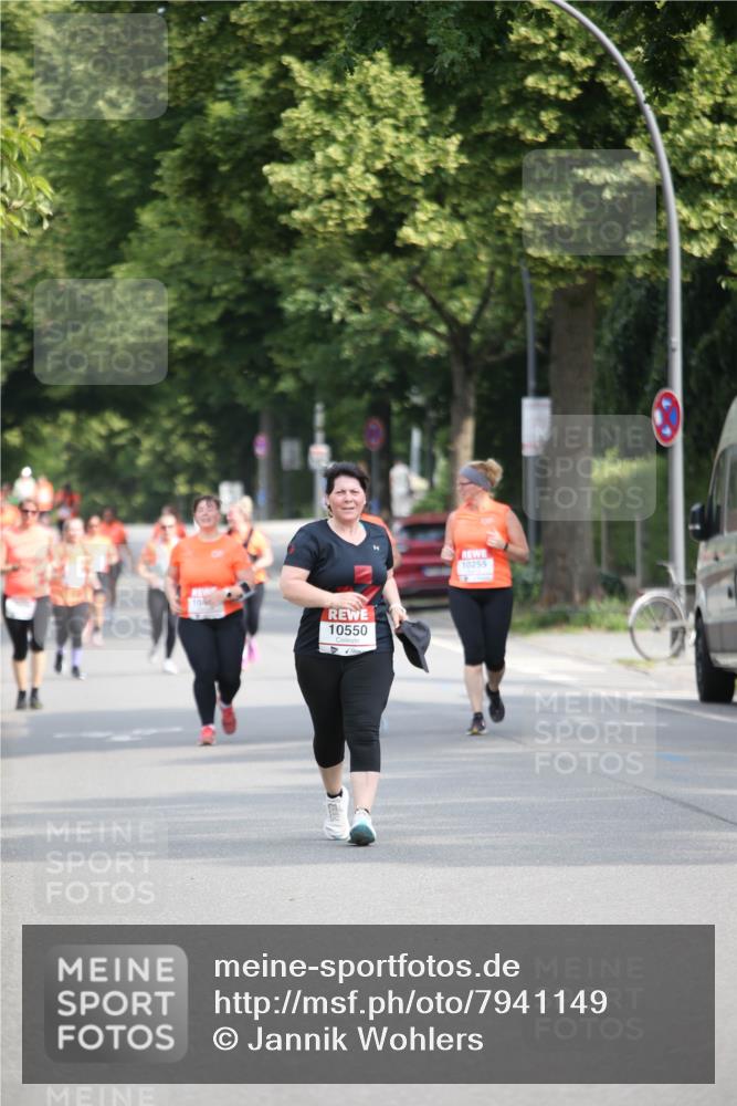 15.06.2025 - REWE Women's Run Jannik Wohlers http://msf.ph/oto/7941149 15.06.2025 09:58:45 Laufen 10550, 10255 meine-sportfotos.de