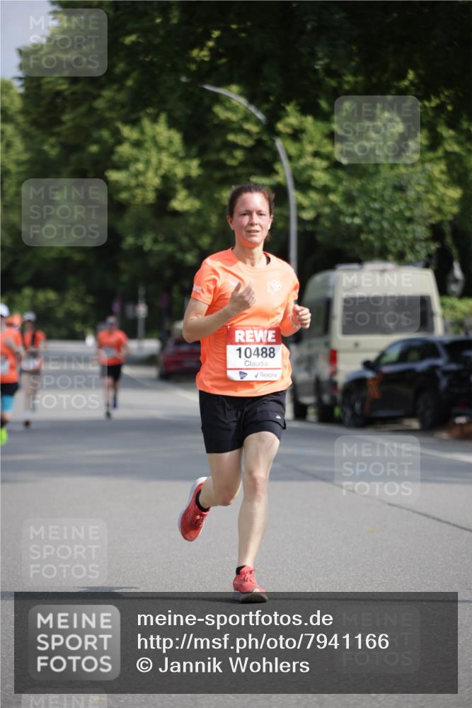 15.06.2025 - REWE Women's Run Jannik Wohlers http://msf.ph/oto/7941166 15.06.2025 08:46:00 Laufen 10488 meine-sportfotos.de