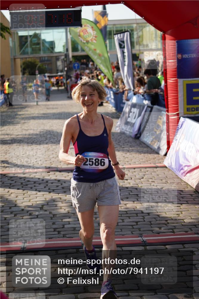 13.06.2025 - Holstenköstenlauf Felixshl http://msf.ph/oto/7941197 13.06.2025 18:07:17 Laufen 2250, 2586, 2621, 2696, 3033 meine-sportfotos.de