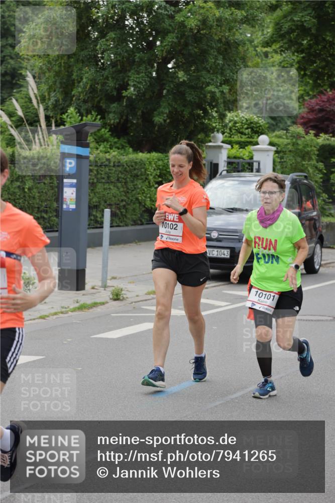 15.06.2025 - REWE Women's Run Jannik Wohlers http://msf.ph/oto/7941265 15.06.2025 08:28:15 Laufen 10102, 1043, 10101 meine-sportfotos.de