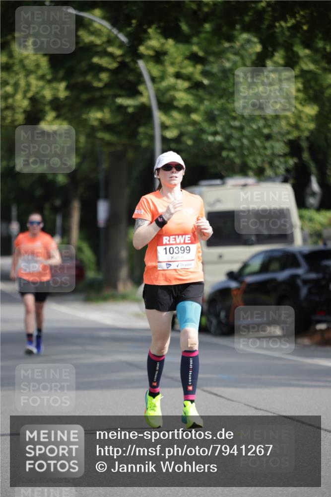 15.06.2025 - REWE Women's Run Jannik Wohlers http://msf.ph/oto/7941267 15.06.2025 08:46:04 Laufen 10399 meine-sportfotos.de