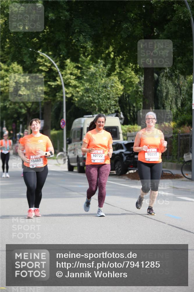 15.06.2025 - REWE Women's Run Jannik Wohlers http://msf.ph/oto/7941285 15.06.2025 09:58:54 Laufen 10480, 10722, 10255 meine-sportfotos.de