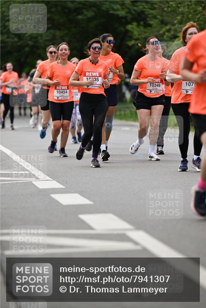 15.06.2025 - REWE Women's Run Dr. Thomas Lammeyer http://msf.ph/oto/7941307 15.06.2025 09:21:15 Laufen 0349, 10454, 10, 35, 1075 meine-sportfotos.de