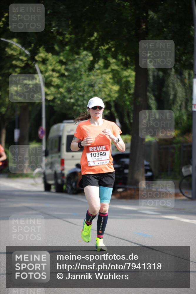 15.06.2025 - REWE Women's Run Jannik Wohlers http://msf.ph/oto/7941318 15.06.2025 08:46:05 Laufen 10399 meine-sportfotos.de