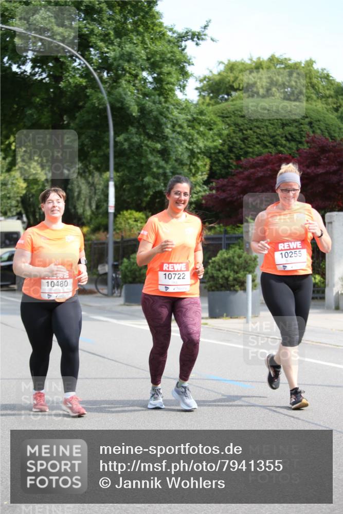 15.06.2025 - REWE Women's Run Jannik Wohlers http://msf.ph/oto/7941355 15.06.2025 09:58:58 Laufen 10480, 10722, 10255 meine-sportfotos.de