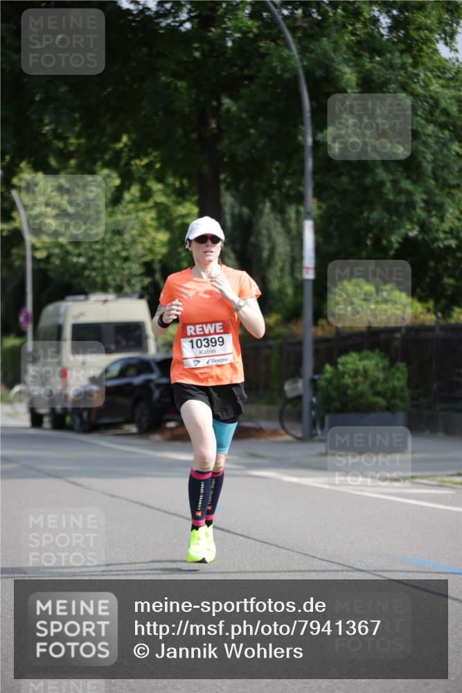 15.06.2025 - REWE Women's Run Jannik Wohlers http://msf.ph/oto/7941367 15.06.2025 08:46:05 Laufen 10399 meine-sportfotos.de