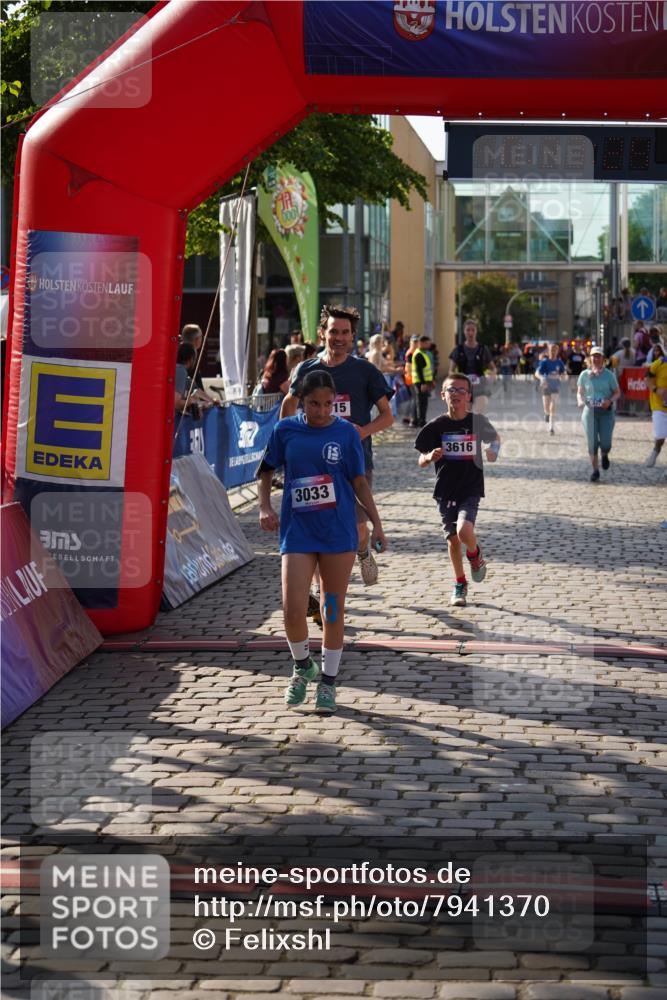13.06.2025 - Holstenköstenlauf Felixshl http://msf.ph/oto/7941370 13.06.2025 18:07:25 Laufen 2345, 2948, 2993, 3033, 3615, 3616, 3754 meine-sportfotos.de