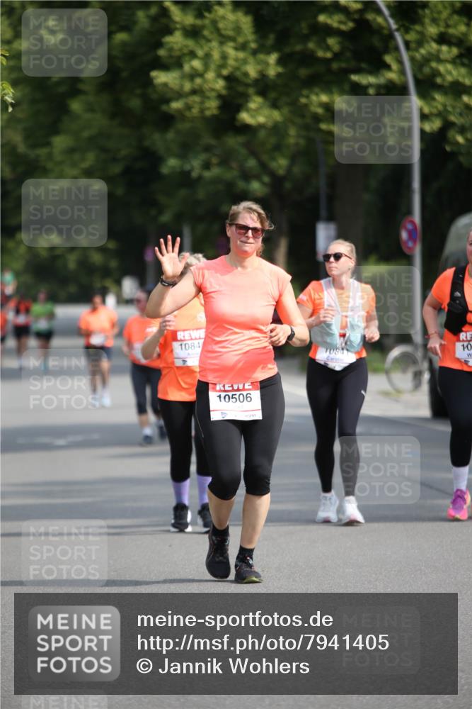15.06.2025 - REWE Women's Run Jannik Wohlers http://msf.ph/oto/7941405 15.06.2025 09:59:01 Laufen 1084, 10506, 1084, 10 meine-sportfotos.de