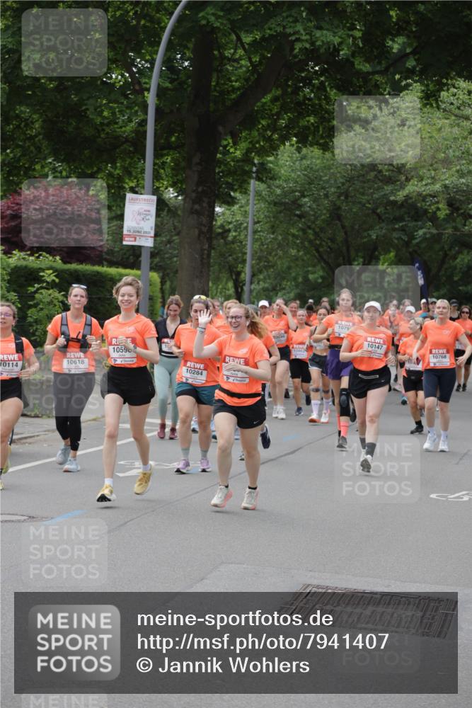 15.06.2025 - REWE Women's Run Jannik Wohlers http://msf.ph/oto/7941407 15.06.2025 08:28:18 Laufen 10590, 10114, 10284, 10147 meine-sportfotos.de