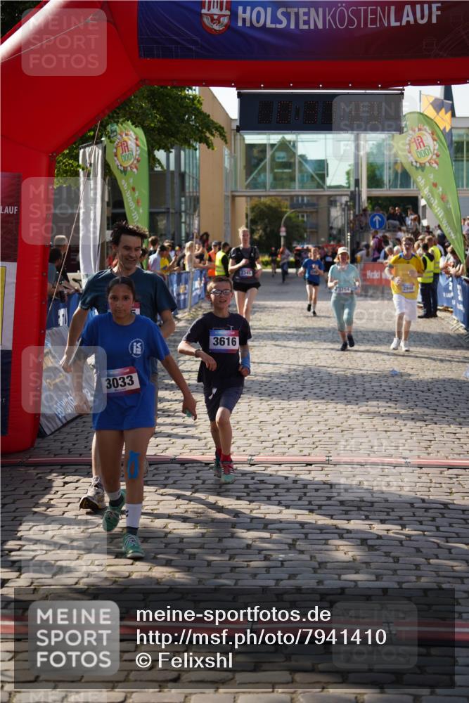 13.06.2025 - Holstenköstenlauf Felixshl http://msf.ph/oto/7941410 13.06.2025 18:07:26 Laufen 2345, 2948, 2993, 3033, 3615, 3616, 3754 meine-sportfotos.de