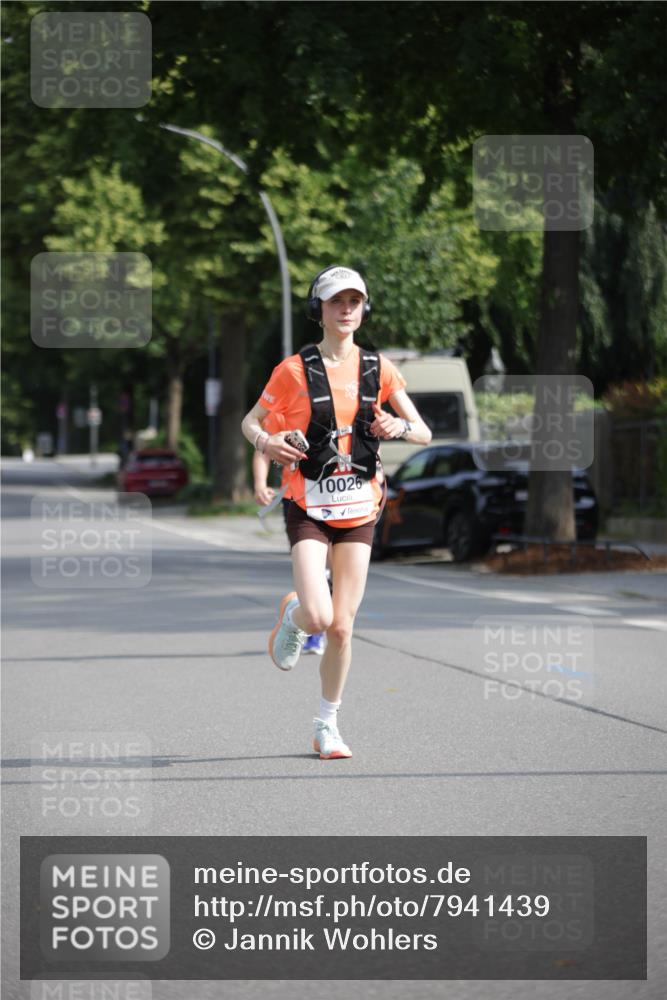15.06.2025 - REWE Women's Run Jannik Wohlers http://msf.ph/oto/7941439 15.06.2025 08:46:08 Laufen 10026 meine-sportfotos.de