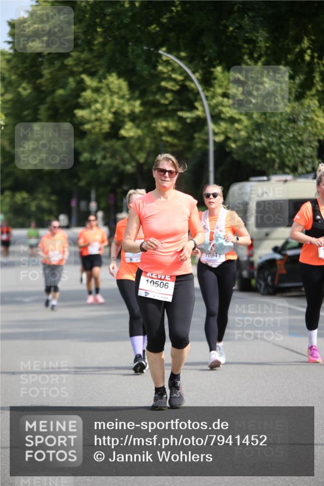 15.06.2025 - REWE Women's Run Jannik Wohlers http://msf.ph/oto/7941452 15.06.2025 09:59:03 Laufen 10506, 4, 10841 meine-sportfotos.de