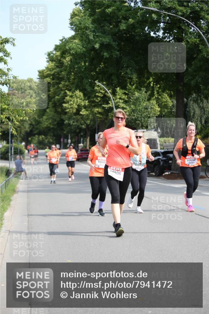 15.06.2025 - REWE Women's Run Jannik Wohlers http://msf.ph/oto/7941472 15.06.2025 09:59:04 Laufen 10840, 084, 10506, 10842 meine-sportfotos.de