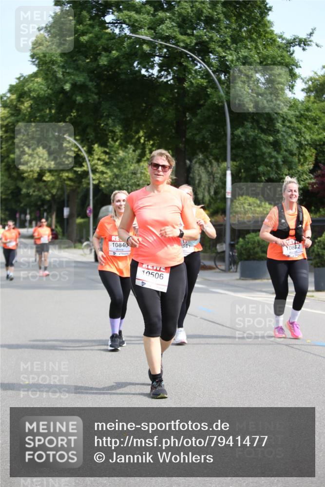 15.06.2025 - REWE Women's Run Jannik Wohlers http://msf.ph/oto/7941477 15.06.2025 09:59:06 Laufen 10840 meine-sportfotos.de