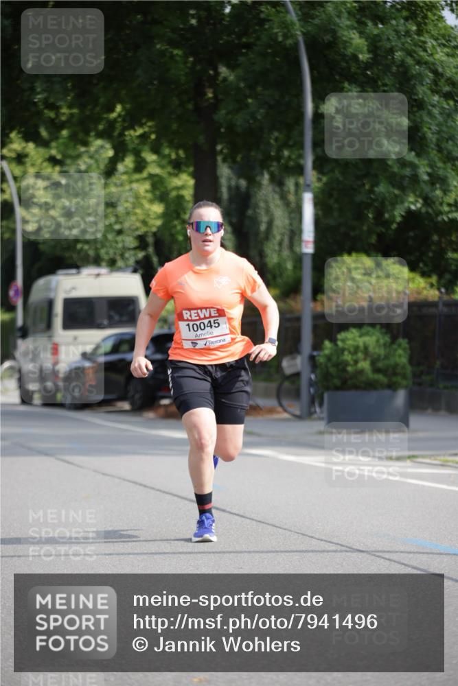 15.06.2025 - REWE Women's Run Jannik Wohlers http://msf.ph/oto/7941496 15.06.2025 08:46:10 Laufen 10045 meine-sportfotos.de