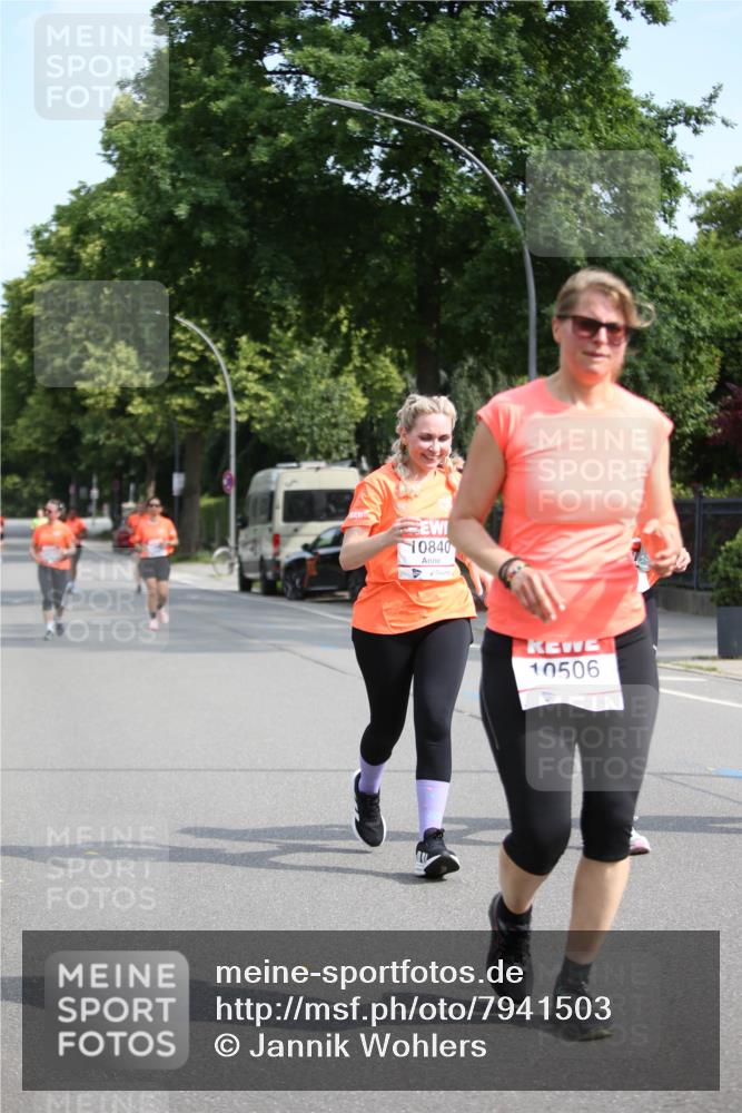 15.06.2025 - REWE Women's Run Jannik Wohlers http://msf.ph/oto/7941503 15.06.2025 09:59:07 Laufen 10840, 10506 meine-sportfotos.de