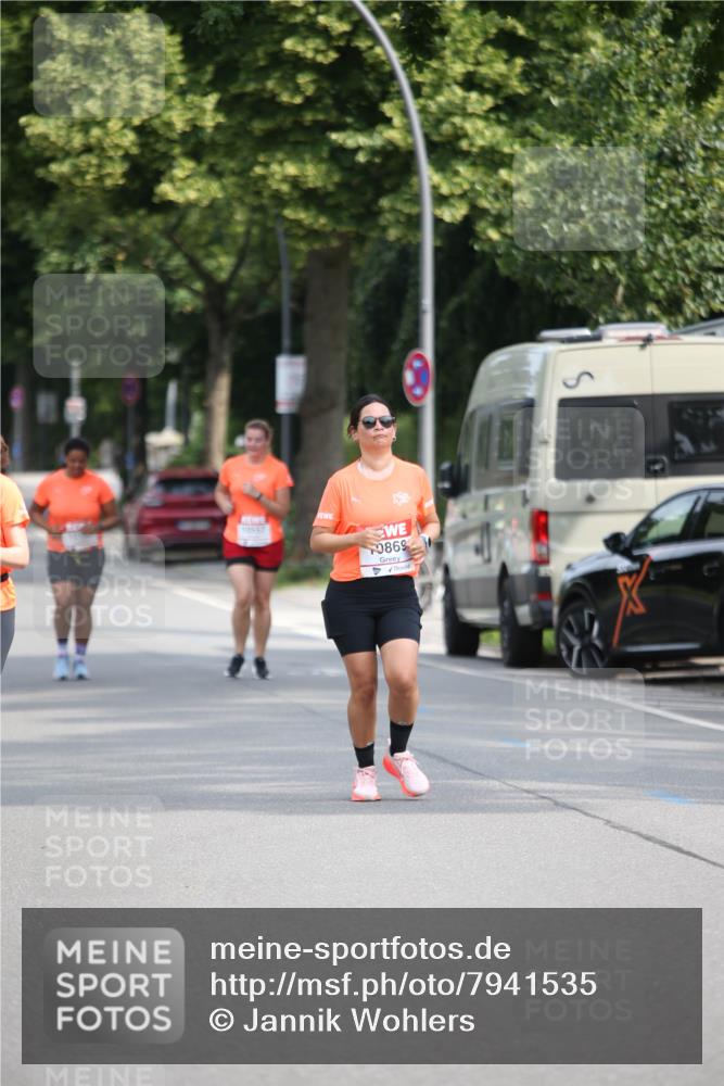 15.06.2025 - REWE Women's Run Jannik Wohlers http://msf.ph/oto/7941535 15.06.2025 09:59:09 Laufen 0869 meine-sportfotos.de