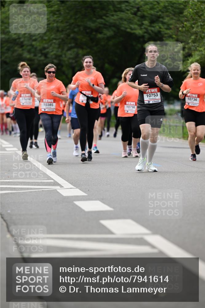 15.06.2025 - REWE Women's Run Dr. Thomas Lammeyer http://msf.ph/oto/7941614 15.06.2025 09:21:22 Laufen 10, 10753, 10288, 10385, 10798, 10736 meine-sportfotos.de