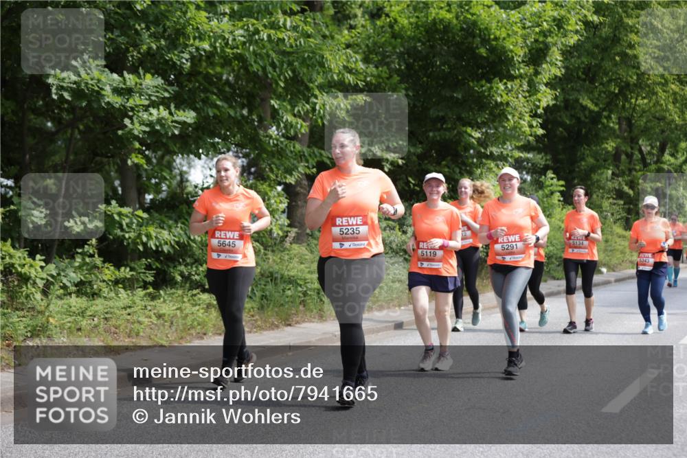 15.06.2025 - REWE Women's Run Jannik Wohlers http://msf.ph/oto/7941665 15.06.2025 10:15:34 Laufen 5645, 5235, 5119, 5291, 5134, 5343 meine-sportfotos.de