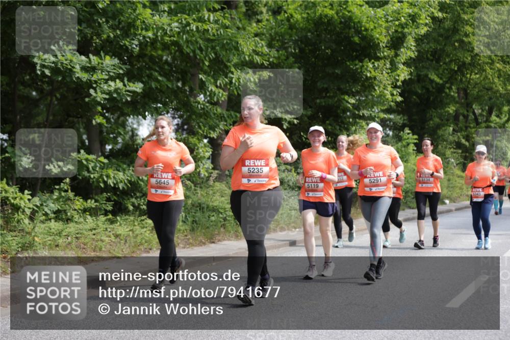 15.06.2025 - REWE Women's Run Jannik Wohlers http://msf.ph/oto/7941677 15.06.2025 10:15:34 Laufen 5645, 5235, 512, 5291, 5134, 5119, 4, 5343 meine-sportfotos.de