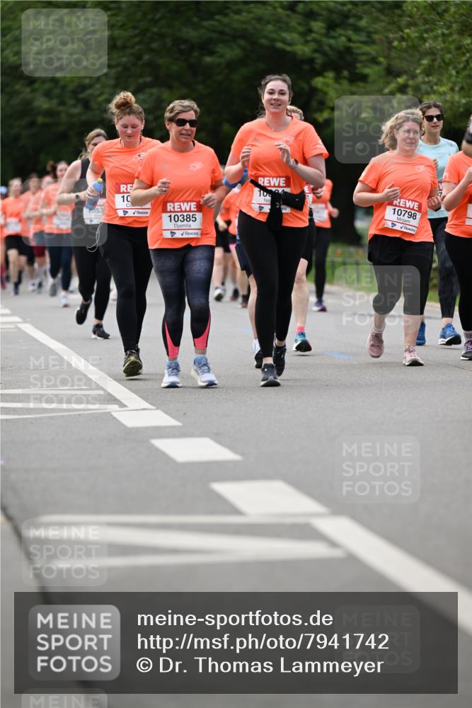 15.06.2025 - REWE Women's Run Dr. Thomas Lammeyer http://msf.ph/oto/7941742 15.06.2025 09:21:24 Laufen 10, 10385, 10, 10798 meine-sportfotos.de