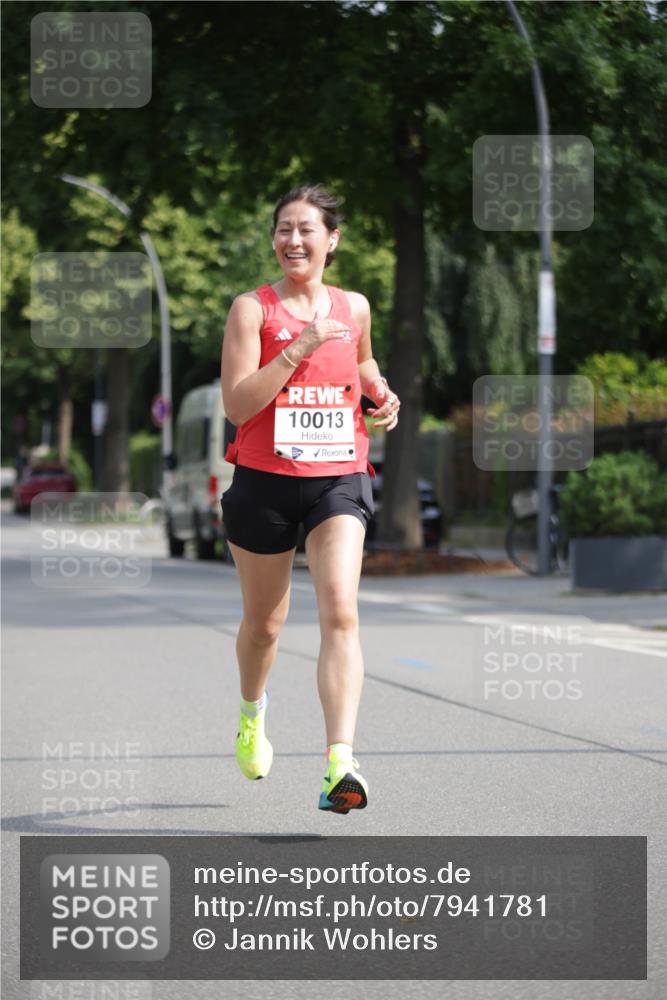 15.06.2025 - REWE Women's Run Jannik Wohlers http://msf.ph/oto/7941781 15.06.2025 08:46:16 Laufen 10013 meine-sportfotos.de
