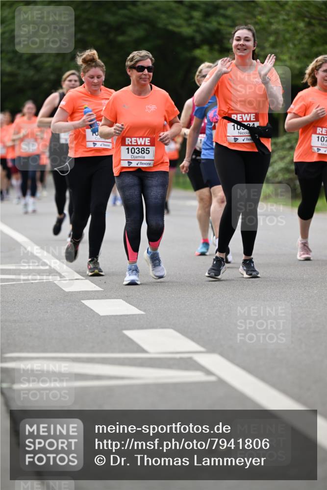 15.06.2025 - REWE Women's Run Dr. Thomas Lammeyer http://msf.ph/oto/7941806 15.06.2025 09:21:26 Laufen 10385, 1084 meine-sportfotos.de