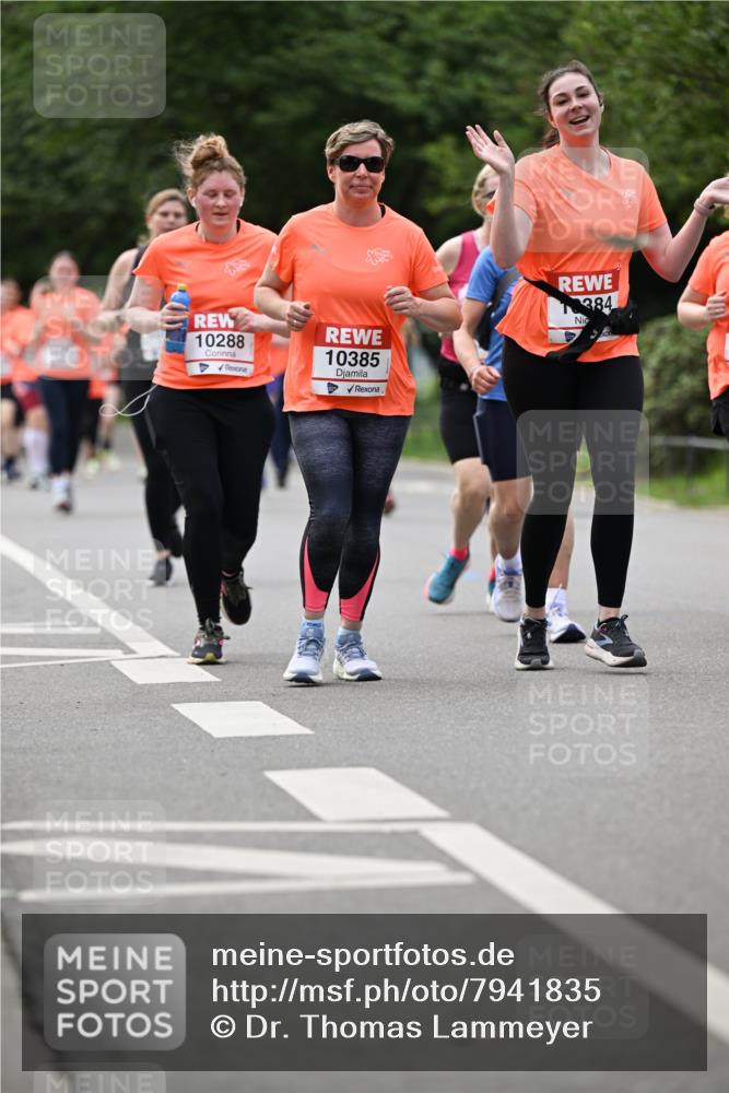 15.06.2025 - REWE Women's Run Dr. Thomas Lammeyer http://msf.ph/oto/7941835 15.06.2025 09:21:26 Laufen 10288, 10385, 384 meine-sportfotos.de