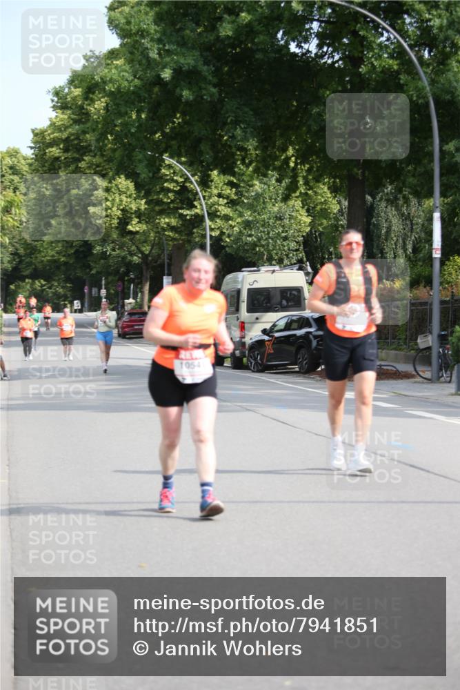 15.06.2025 - REWE Women's Run Jannik Wohlers http://msf.ph/oto/7941851 15.06.2025 09:59:37 Laufen  meine-sportfotos.de