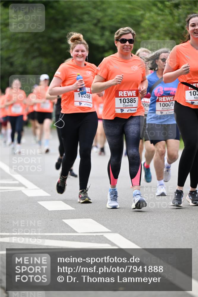 15.06.2025 - REWE Women's Run Dr. Thomas Lammeyer http://msf.ph/oto/7941888 15.06.2025 09:21:27 Laufen 10288, 10385, 10009, 103 meine-sportfotos.de