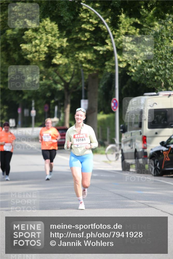 15.06.2025 - REWE Women's Run Jannik Wohlers http://msf.ph/oto/7941928 15.06.2025 09:59:44 Laufen  meine-sportfotos.de