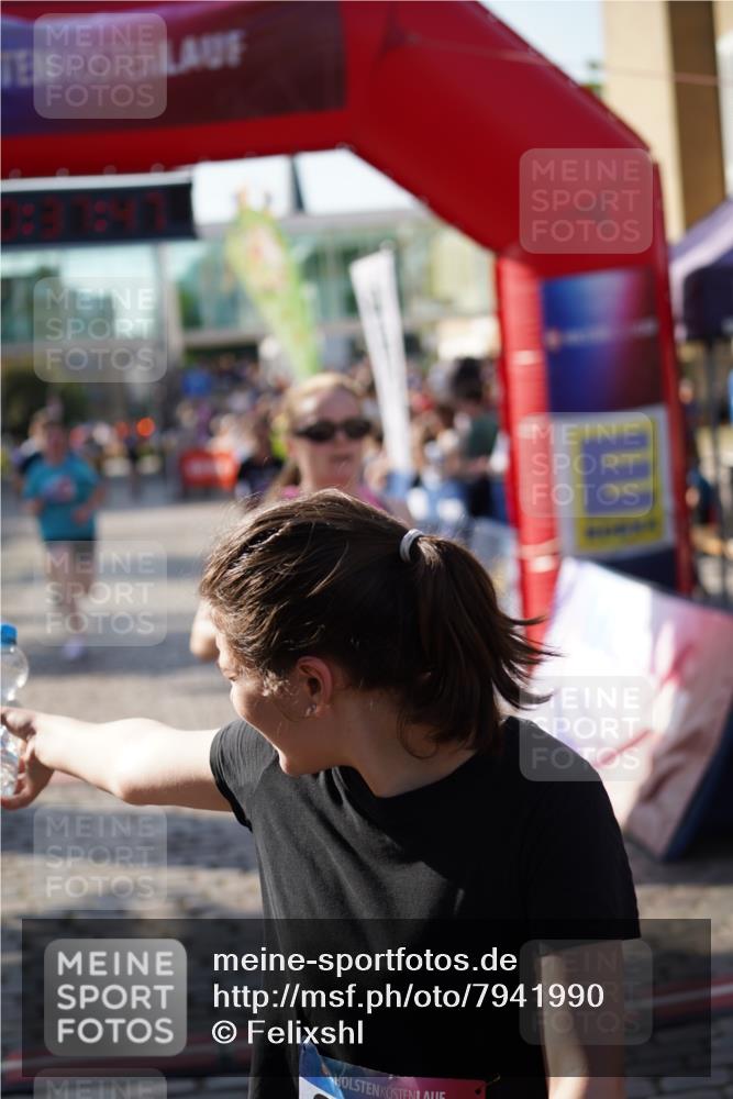 13.06.2025 - Holstenköstenlauf Felixshl http://msf.ph/oto/7941990 13.06.2025 18:07:48 Laufen 2913, 2957, 3077, 3624, 3678, 3802, 3865, 3898 meine-sportfotos.de
