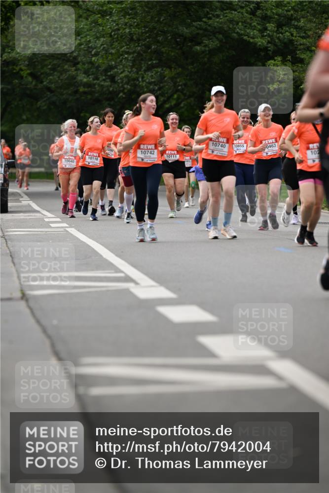 15.06.2025 - REWE Women's Run Dr. Thomas Lammeyer http://msf.ph/oto/7942004 15.06.2025 09:21:29 Laufen 10742 meine-sportfotos.de