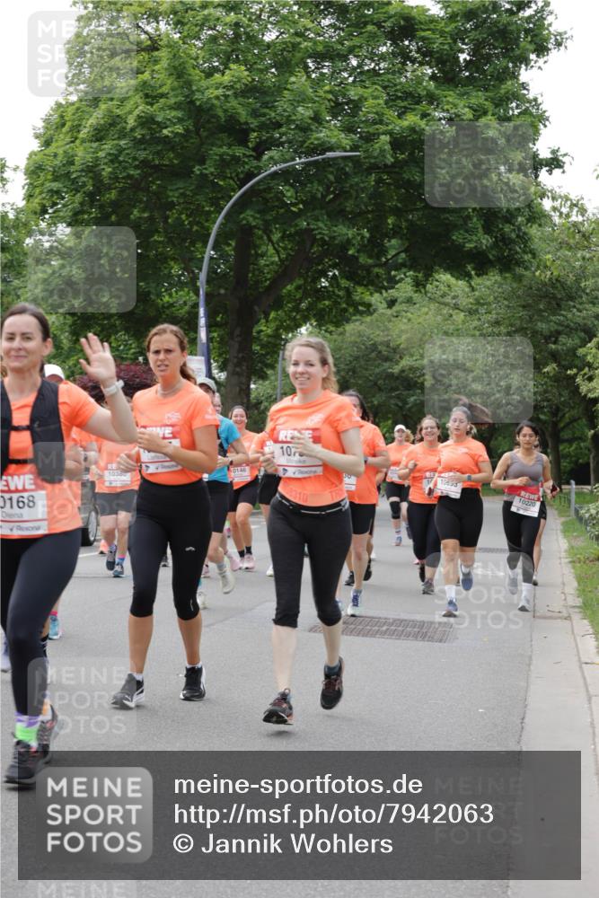 15.06.2025 - REWE Women's Run Jannik Wohlers http://msf.ph/oto/7942063 15.06.2025 08:28:29 Laufen 0168, 10380, 0146, 107, 68310, 110653, 10220 meine-sportfotos.de