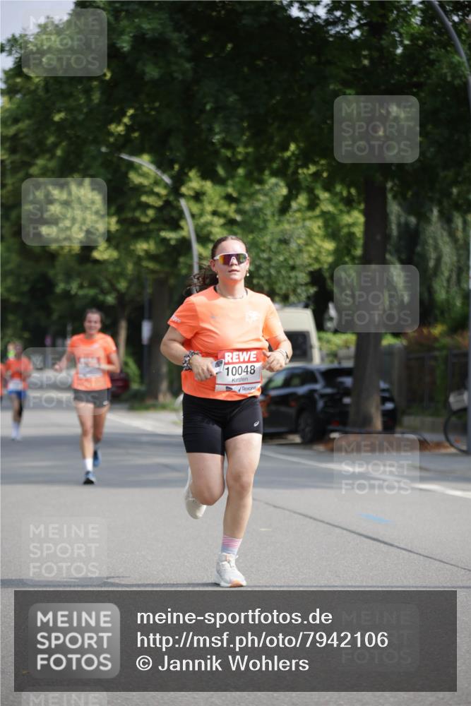15.06.2025 - REWE Women's Run Jannik Wohlers http://msf.ph/oto/7942106 15.06.2025 08:46:36 Laufen 10048 meine-sportfotos.de