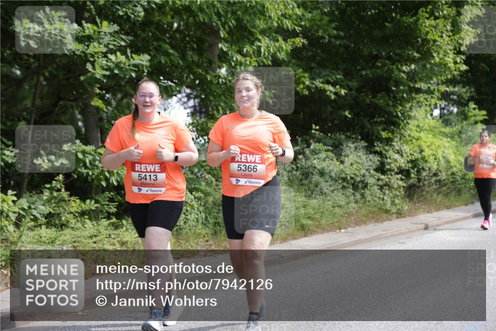 15.06.2025 - REWE Women's Run Jannik Wohlers http://msf.ph/oto/7942126 15.06.2025 10:15:49 Laufen 5413, 5366, 6300 meine-sportfotos.de