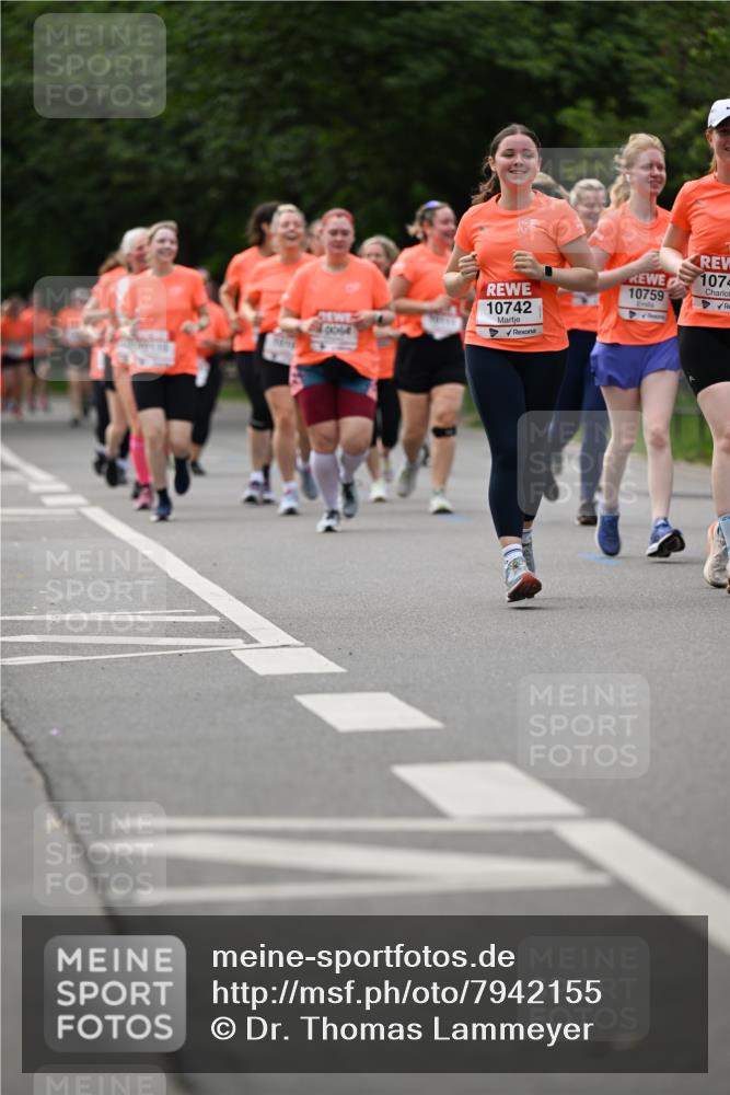 15.06.2025 - REWE Women's Run Dr. Thomas Lammeyer http://msf.ph/oto/7942155 15.06.2025 09:21:32 Laufen 1074, 10759, 10742 meine-sportfotos.de